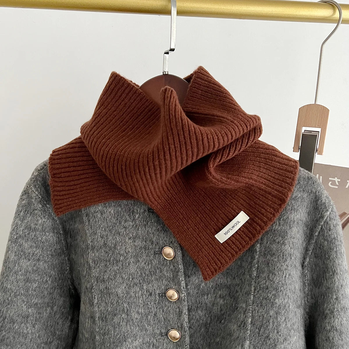 Neve Boucle Wool Neck Gaiter