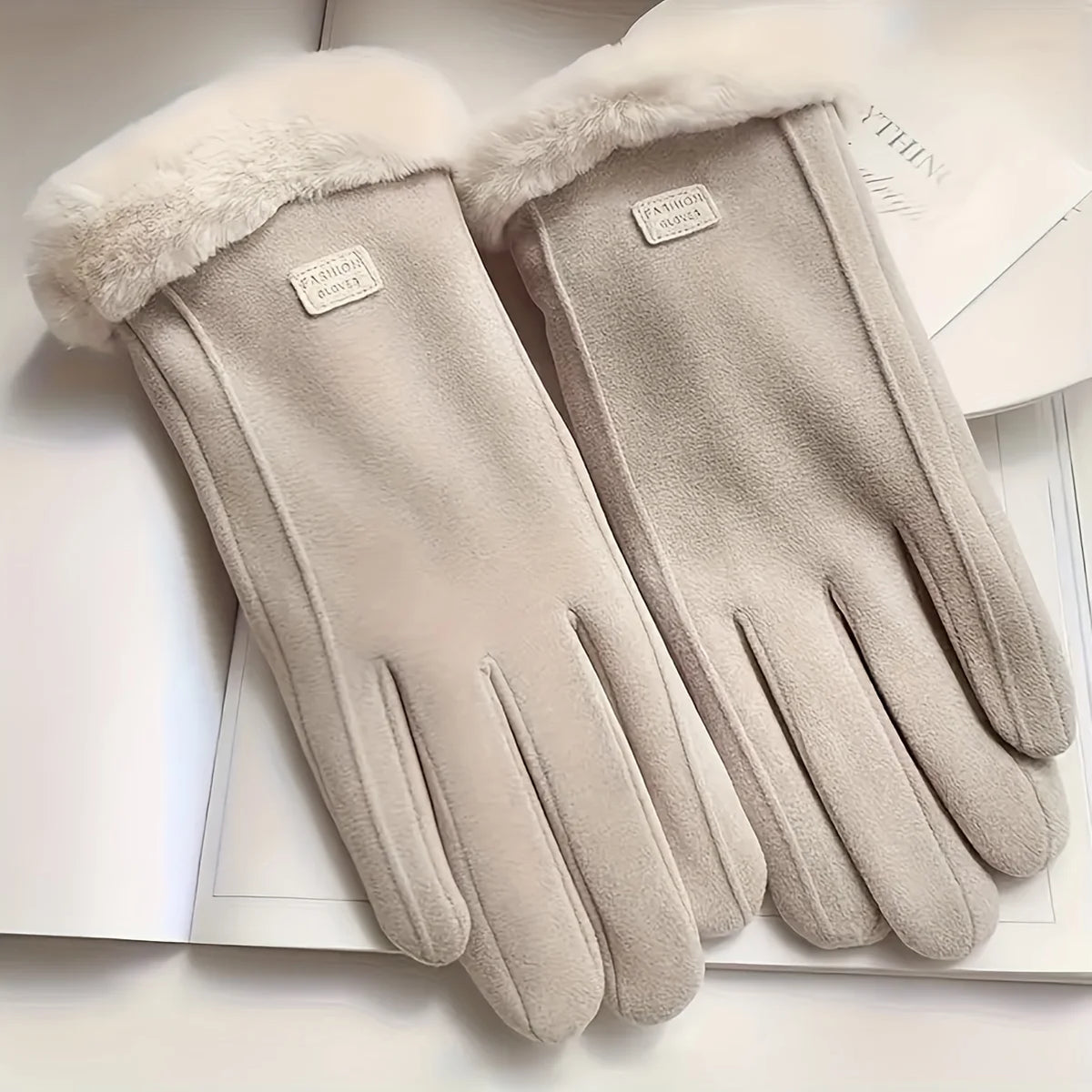 Chalet Bramble Glove