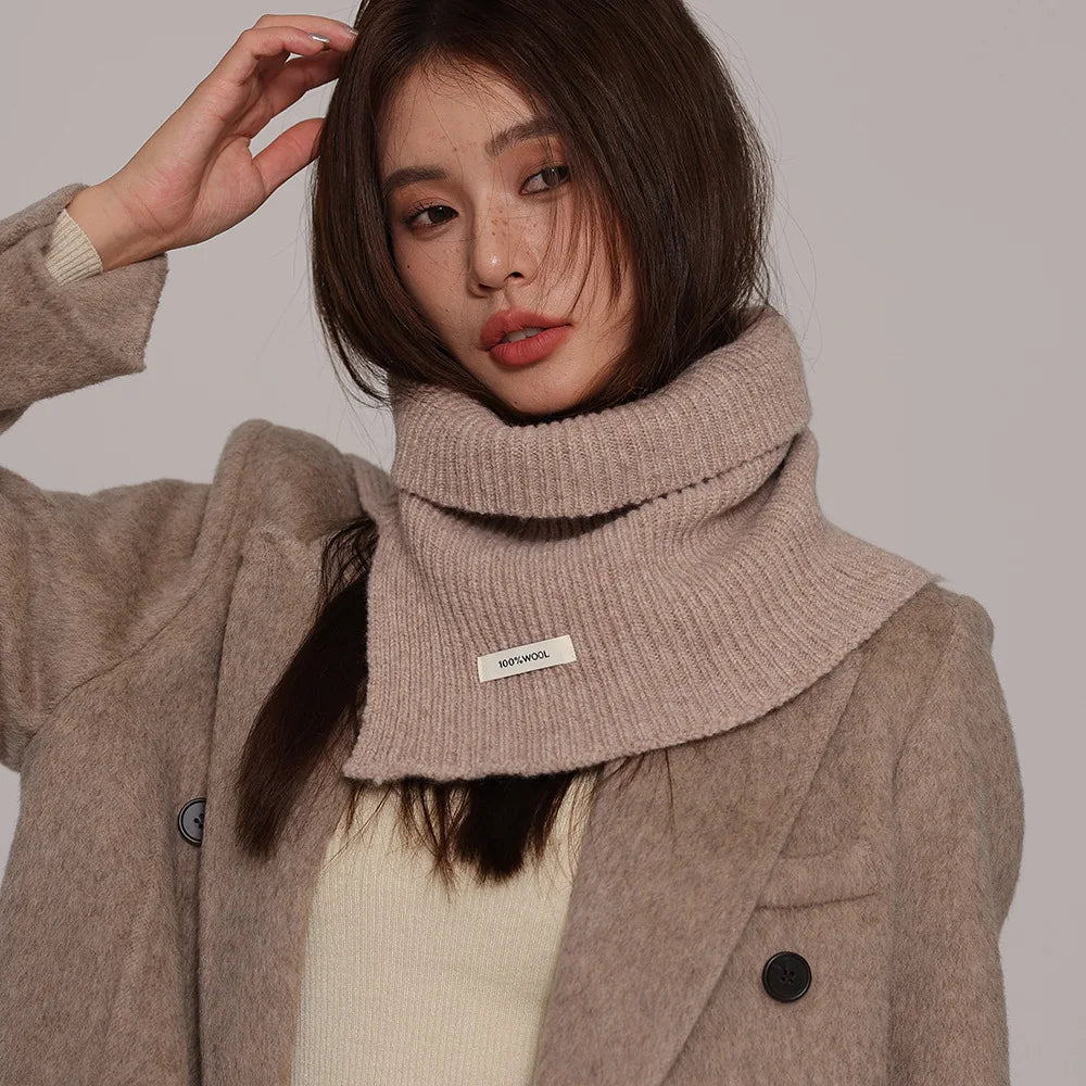 Neve Boucle Wool Neck Gaiter